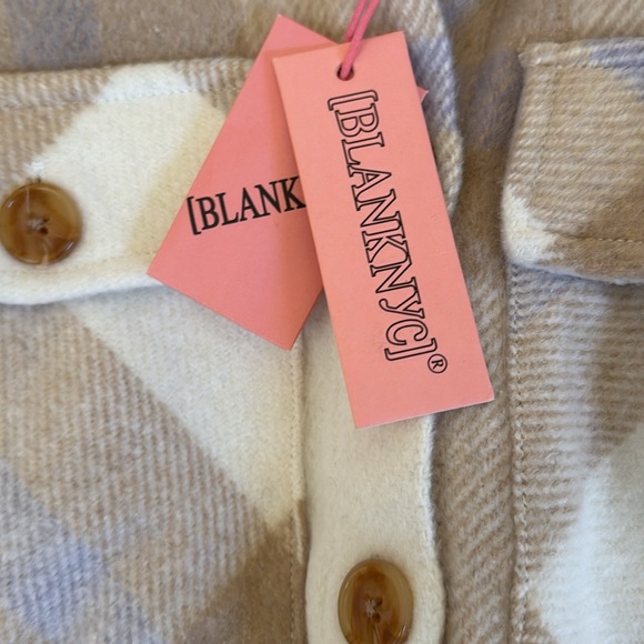 BlankNYC girls Y button down Flannel  top, new tag size, XL tan - Picture 7 of 9
